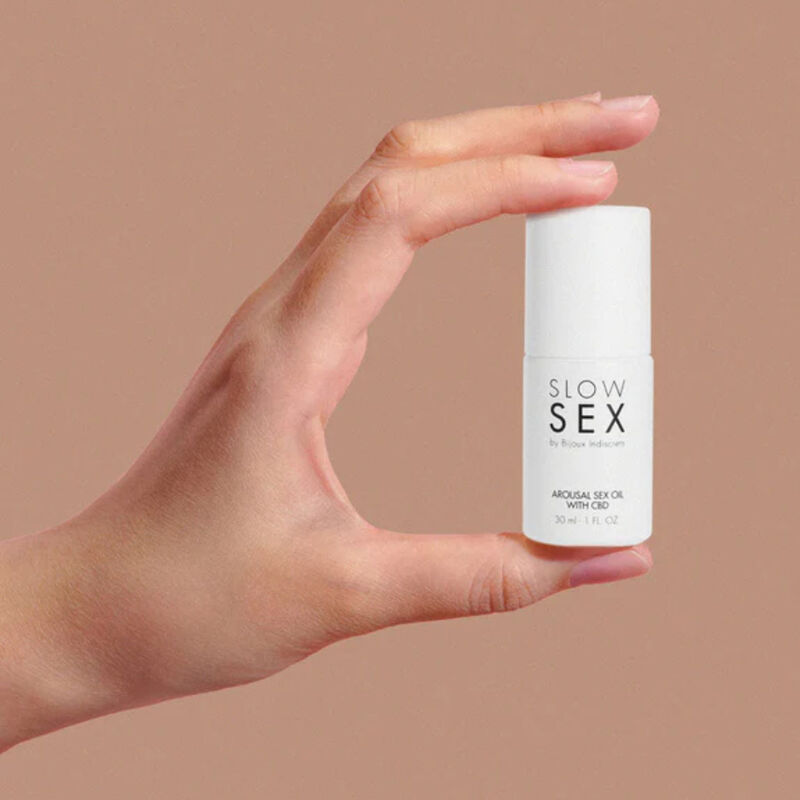 BIJOUX INDISCRETS - SLOW SEX SEXUELLES MASSAGEÃL MIT CBD 30 ML